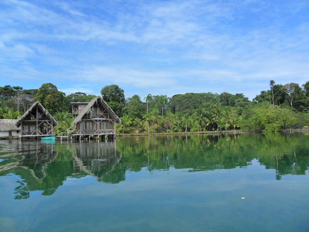 Hotel Tierra Verde Bocas del Toro Экстерьер фото