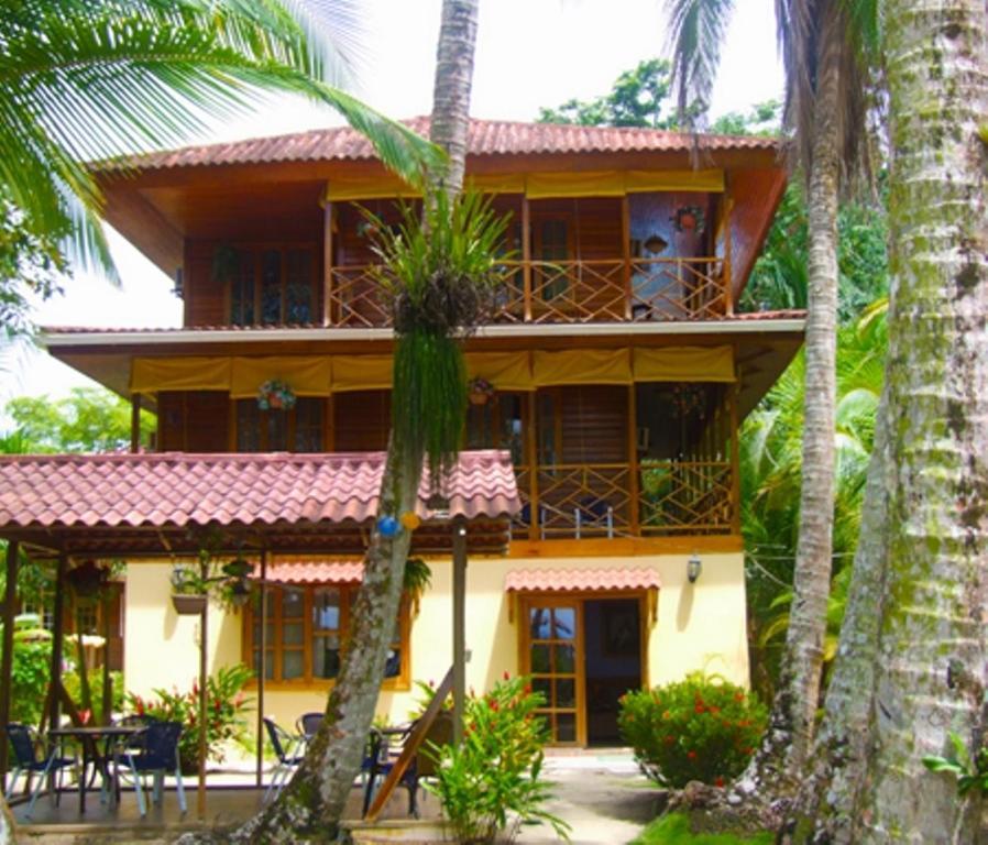 Hotel Tierra Verde Bocas del Toro Экстерьер фото